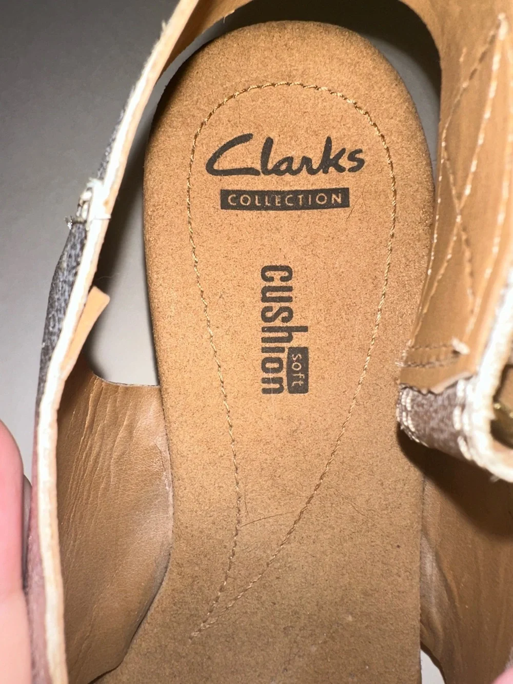 Clarks Helio Wedge Sandals Womens Size 8.5 M Silver Leather Slingback Cork Heels